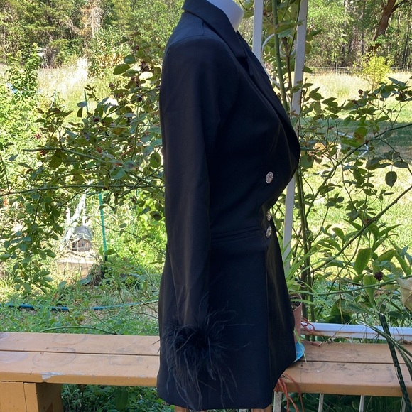 Double-Breasted Women's dress/ Coat with feather plume cuffs retro 40’s small - Picture 5 of 11